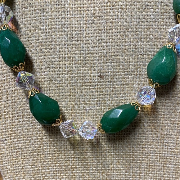 Emerald Crystal 18 in Necklace Aprilsplace - Picture 5 of 12